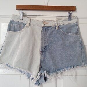 VINTAGE Two-Toned Denim Shorts / LIKE NEW / $14